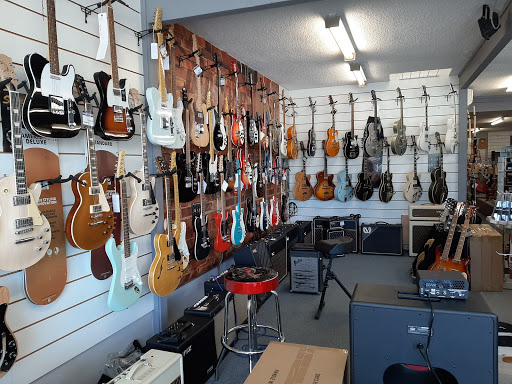Musical instrument shops in Auckland