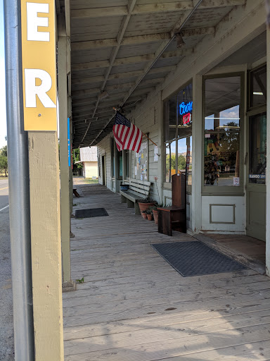 Grocery Store «Guinda Corner Store», reviews and photos, 7530 CA-16, Guinda, CA 95637, USA