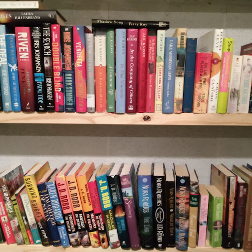 Book Store «Dead Tree Books», reviews and photos, 5645 S Flores St #105, San Antonio, TX 78214, USA