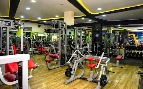 Hira's Health & Fitness Center image