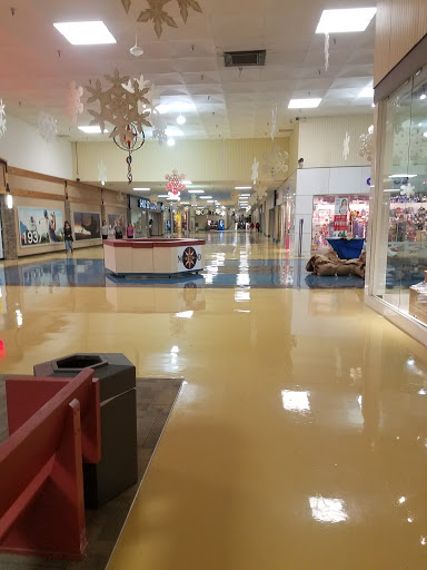 Shopping Mall «Northland Mall», reviews and photos, 2900 E Lincolnway, Sterling, IL 61081, USA