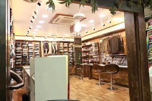 Mupparthipadu Cloth Showroom image