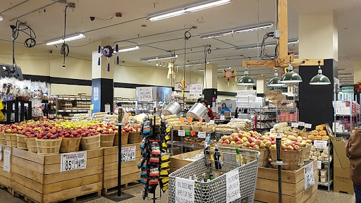 Grocery Store «Horrocks Farm Market», reviews and photos, 235 Capital Ave SW, Battle Creek, MI 49037, USA