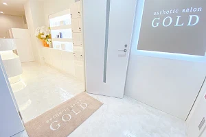esthetic salon GOLD image