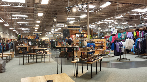 Camping Store «REI», reviews and photos, 1790 Expo Pkwy, Sacramento, CA 95815, USA