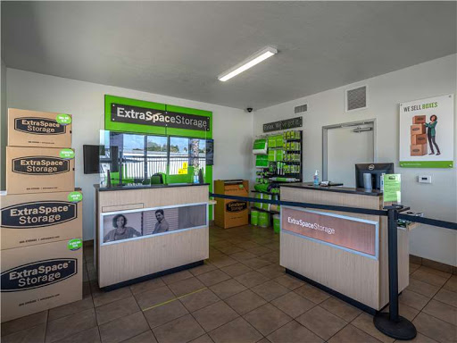 Storage Facility «Extra Space Storage», reviews and photos, 15101 Raymer St, Van Nuys, CA 91405, USA