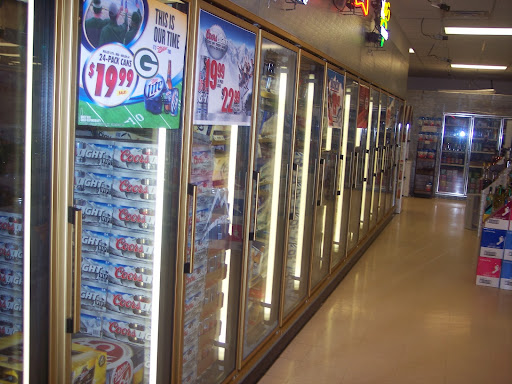 Liquor Store «B & L Liquor Store», reviews and photos, 1369 Main St, Houlton, WI 54082, USA