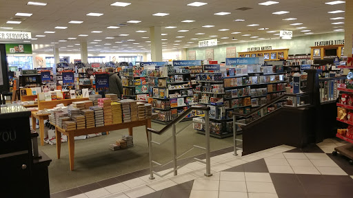 Book Store «Barnes & Noble», reviews and photos, 2960 Center Valley Pkwy, Center Valley, PA 18034, USA