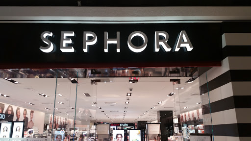 Shopping Mall «Stamford Town Center», reviews and photos, 100 Greyrock Pl, Stamford, CT 06901, USA