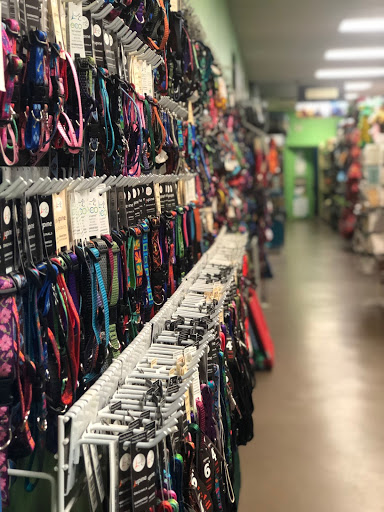 Pet Supply Store «Unleashed the Dog & Cat Store», reviews and photos, 7414 Creedmoor Rd, Raleigh, NC 27613, USA