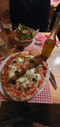 Pizza du Restaurant français AUBERGE du Petit Mas à Issoire - n°20