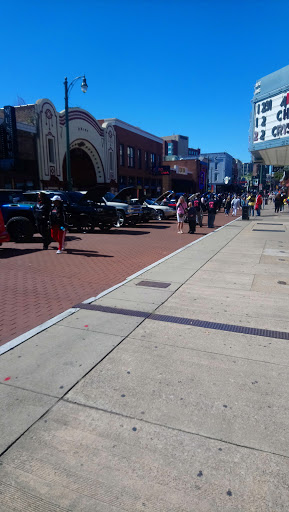 Tourist Attraction «Elvis Statue», reviews and photos, 115 Beale St, Memphis, TN 38103, USA