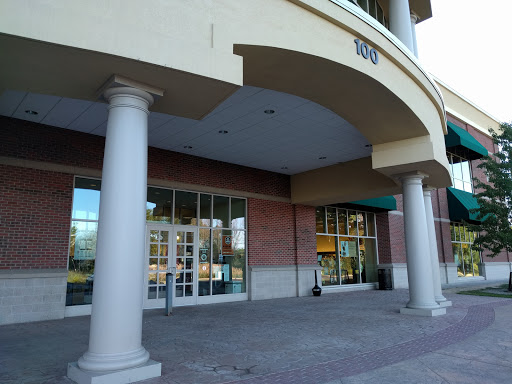 Barnes & Noble, 100 Park Point Dr, Rochester, NY 14623, USA, 