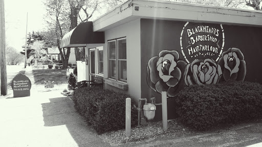 Hair Salon «BlackHearts BarberShop and HairParlour», reviews and photos, 4328 State Line Rd, Kansas City, KS 66103, USA