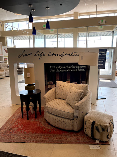 Furniture Store «La-Z-Boy Furniture Galleries», reviews and photos, 2301 York Rd, Timonium, MD 21093, USA