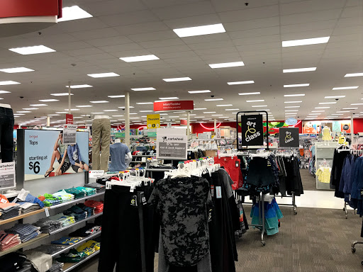Department Store «Target», reviews and photos, 160 N Research Pl, Central Islip, NY 11722, USA