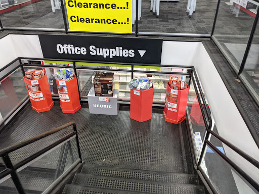 Office Supply Store «Staples», reviews and photos, 9319 5th Ave, Brooklyn, NY 11209, USA