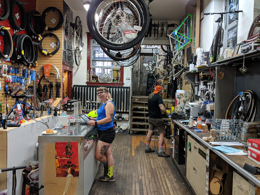 Coffee Shop «One on One Bicycle Studio and Cafe», reviews and photos, 117 N Washington Ave, Minneapolis, MN 55401, USA