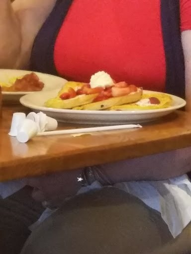 American Restaurant «Cracker Barrel Old Country Store», reviews and photos, 4210 Marlane Dr, Grove City, OH 43123, USA