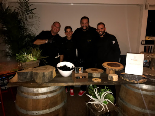 Caterer «El Rey de la Paella», reviews and photos, 2210 NW 82nd Ave, Doral, FL 33122, USA