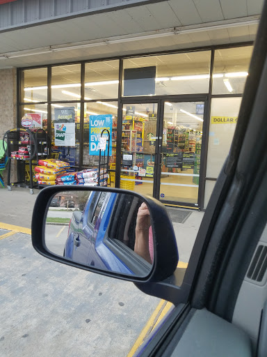 Home Goods Store «Dollar General», reviews and photos, 500 N Main St, Highlands, TX 77562, USA