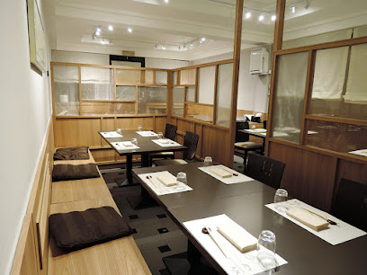 Restaurant de sukiyaki et shabu-shabu