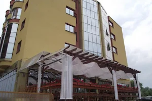Hotel Flormang Craiova image