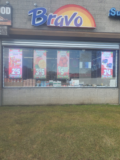Grocery Store «Bravo Supermarkets», reviews and photos, 1291 Albany Ave, Hartford, CT 06112, USA