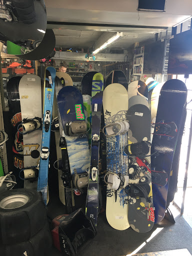 Pawn Shop «Xtreme Pawn - Lindon», reviews and photos, 720 State St, Lindon, UT 84042, USA