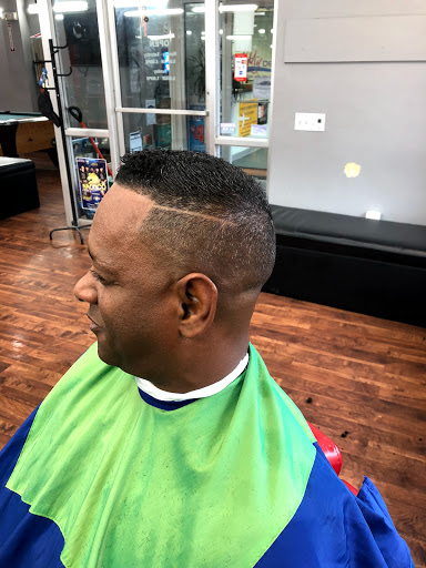 Barber Shop «Los Compadres Barber Shop», reviews and photos, 314 Moody St, Waltham, MA 02452, USA