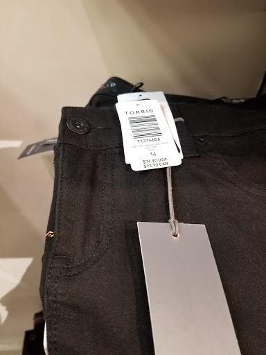 Clothing Store «Torrid», reviews and photos, 2270 E Williams Field Rd Suite # 684, Gilbert, AZ 85296, USA