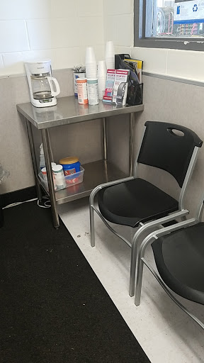 Tire Shop «Walmart Tires & Auto Parts», reviews and photos, 6020 B Dr N, Battle Creek, MI 49014, USA