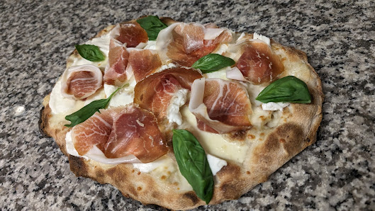 Kingdom Pizza di Perin Fabio Piazza Cavour, 2, 21040 Caronno Varesino VA, Italia