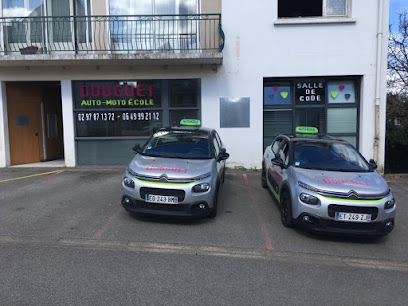 photo de l'auto école Auto-moto-école Douguet Pont-Scorff