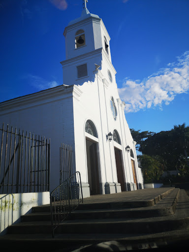 Iglesia Las Sierritas