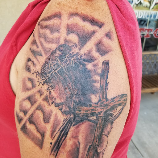 Tattoo Shop «Simply Addictive Tattoo Studio», reviews and photos, 920 NW 32nd St, Newcastle, OK 73065, USA