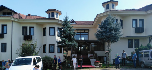 Dr. Kuhan Hotel