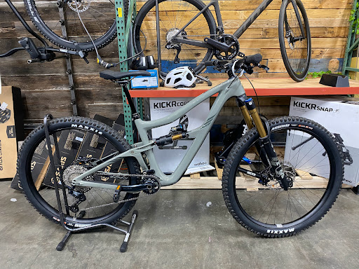 Sporting Goods Store «Sports Basement San Ramon», reviews and photos, 1041 Market Pl, San Ramon, CA 94583, USA