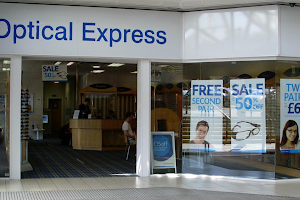 Optical Express Cataract Surgery & Opticians: Edinburgh Cameron Toll