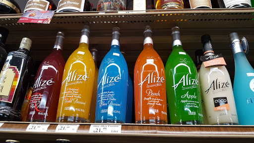 Liquor Store «Garrafeira Wines & Liquor Corporation», reviews and photos, 13844 101st Ave, Jamaica, NY 11435, USA