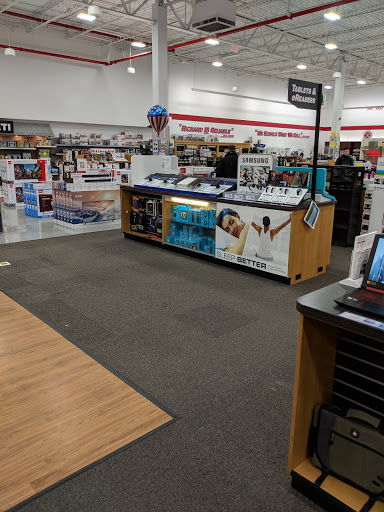 Appliance Store «P.C. Richard & Son», reviews and photos, 136-03 20th Ave, College Point, NY 11356, USA