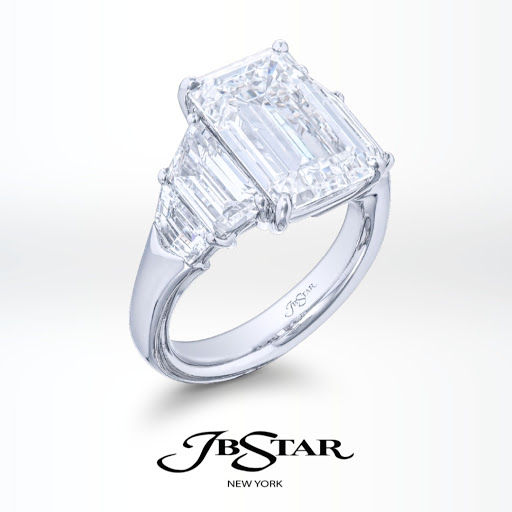 Jewelry Store «Markham Fine Jewelers», reviews and photos, 8355 Gaylord Pkwy, Frisco, TX 75034, USA