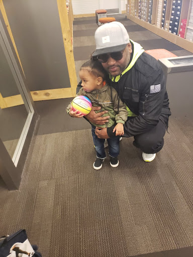 Barber Shop «H D Barber Shop.», reviews and photos, 1264 N 10th St, Reading, PA 19604, USA