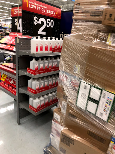 Discount Store «Walmart», reviews and photos, 1570 Chester Pike, Eddystone, PA 19022, USA
