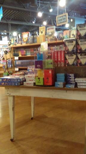 Book Store «Bookbug - An Independent Bookstore for All Ages», reviews and photos, 3019 Oakland Dr, Kalamazoo, MI 49008, USA