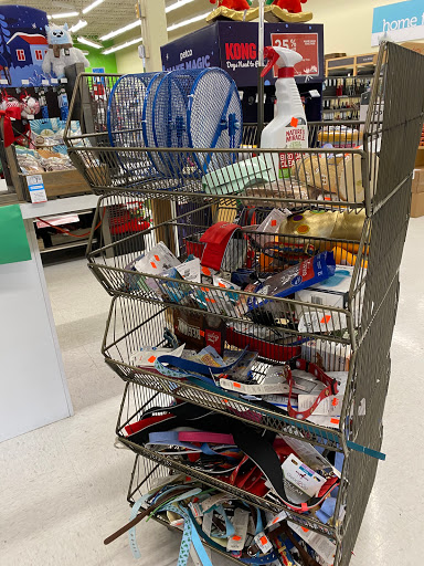 Pet Supply Store «Petco Animal Supplies», reviews and photos, 4013 W Walnut St, Rogers, AR 72756, USA