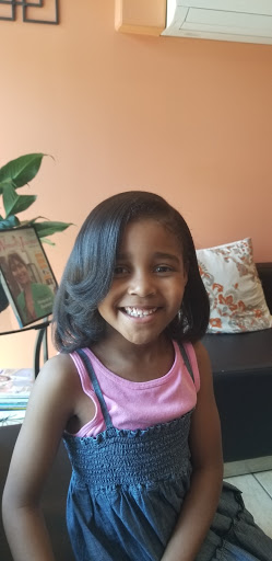 Beauty Salon «Neha Threading Salon & Spa», reviews and photos, 1501 Reisterstown Rd, Pikesville, MD 21208, USA