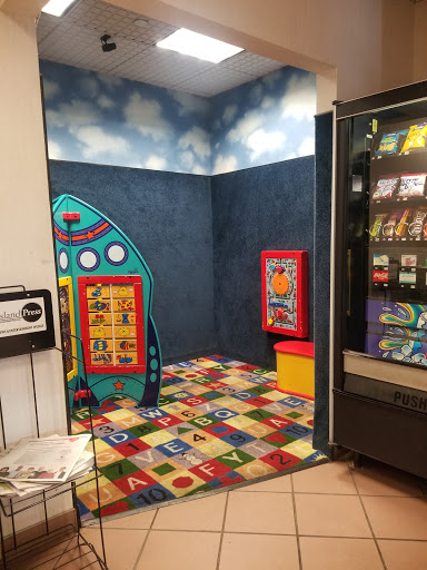 Honda Dealer «Huntington Honda», reviews and photos, 1055 E Jericho Turnpike, Huntington, NY 11743, USA