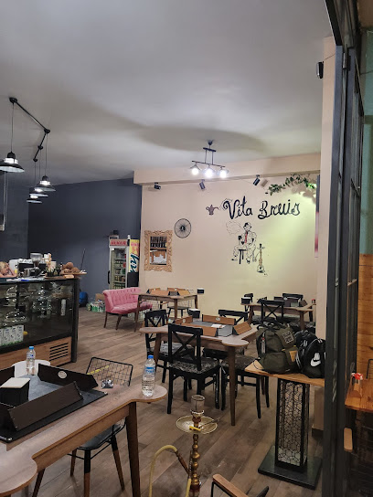 Vita Brevis Cafe
