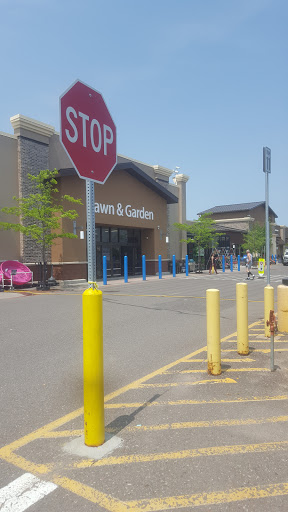 Department Store «Walmart Supercenter», reviews and photos, 200 12th St SW, Forest Lake, MN 55025, USA